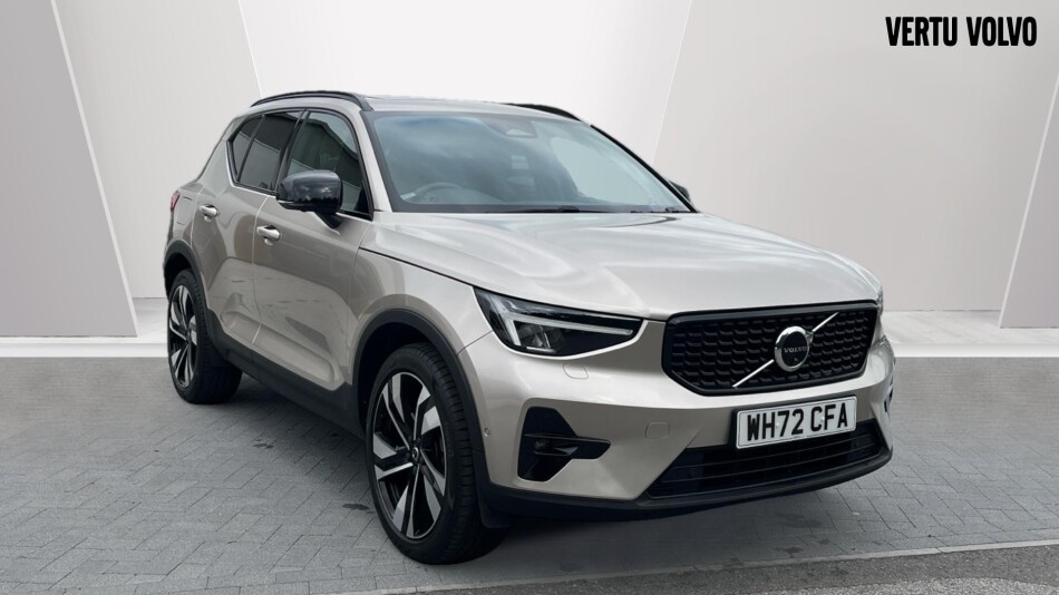 Volvo XC40 2.0 B4P Ultimate Dark 5dr Auto Petrol Estate
